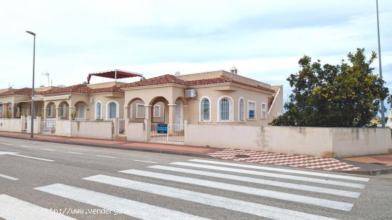  Villa en venta en Algorfa (Alicante) 