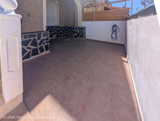 Bungalow en venta en Santa Pola (Alicante)