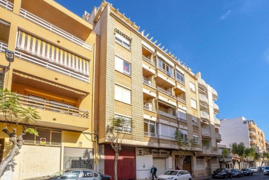  Piso en venta en Torrevieja (Alicante) 