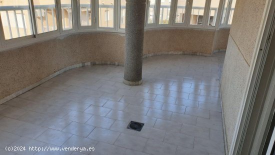 Piso en venta en Torrevieja (Alicante)