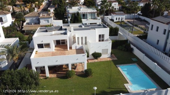 Villa en venta en Marbella (Málaga)