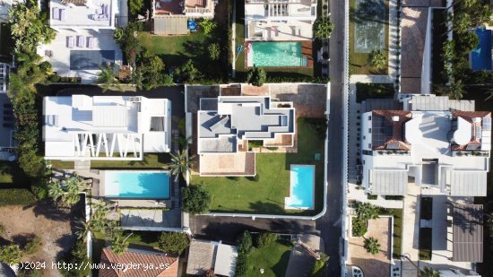 Villa en venta en Marbella (Málaga)