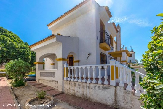 Casa en venta en Torrevieja (Alicante)