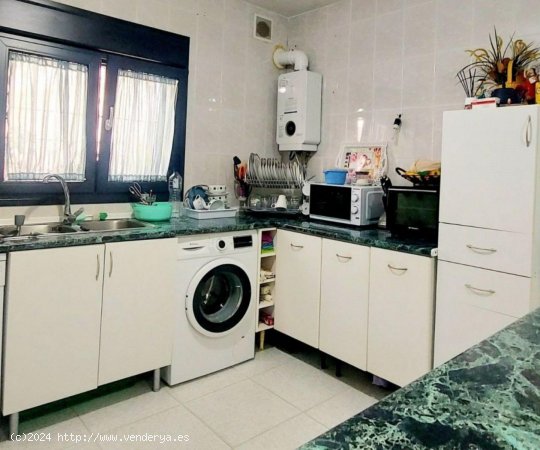 Apartamento en venta en Benahavís (Málaga)