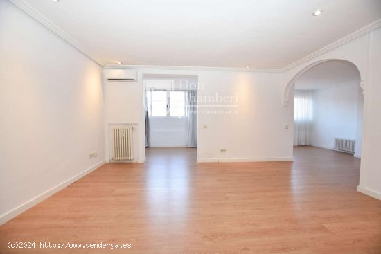  Apartamento en alquiler en Madrid (Madrid) 