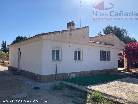 Villa en venta en Vilamarxant (Valencia)