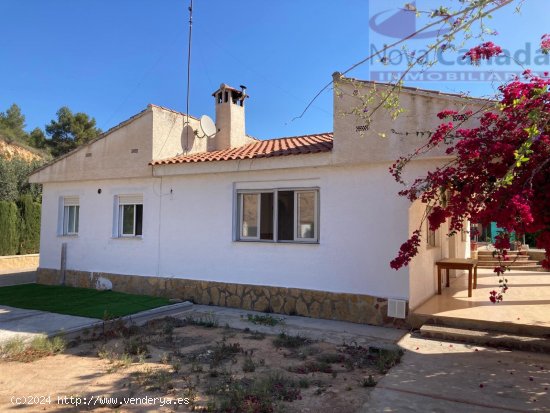 Villa en venta en Vilamarxant (Valencia)