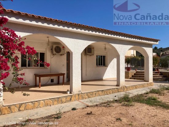 Villa en venta en Vilamarxant (Valencia)