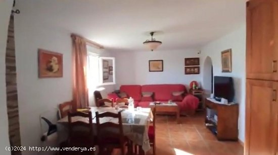 Villa en venta en Yunquera (Málaga)