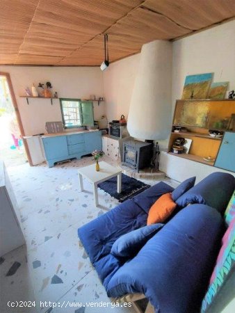 Casa en venta en Alfara de Carles (Tarragona)