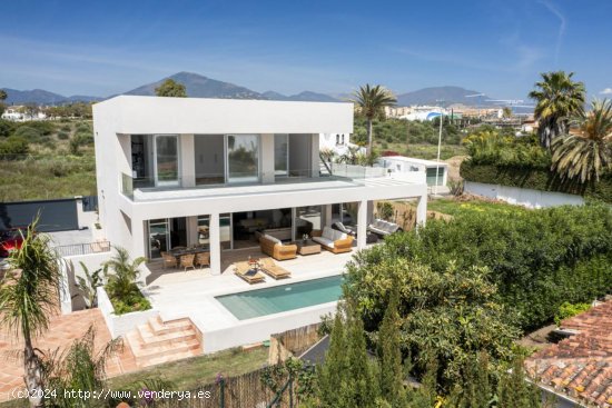  Villa en venta en Marbella (Málaga) 