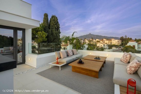 Villa en venta a estrenar en Marbella (Málaga)