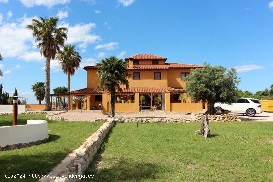 Villa en venta en Pedreguer (Alicante)