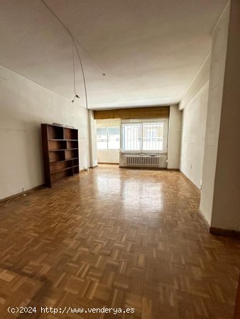 Piso en venta en Granada (Granada)