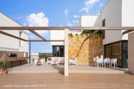 Villa en venta a estrenar en Orihuela (Alicante)