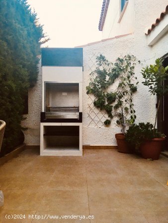 Chalet en venta en Torrevieja (Alicante)