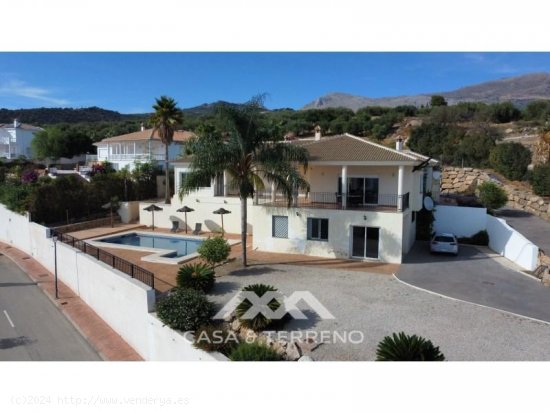  Villa en venta en Periana (Málaga) 