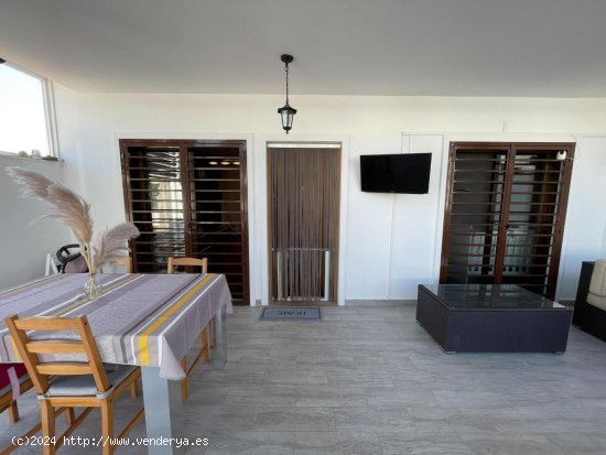 Bungalow en venta en Daya Nueva (Alicante)