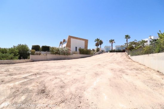 Parcela en venta en Orihuela (Alicante)