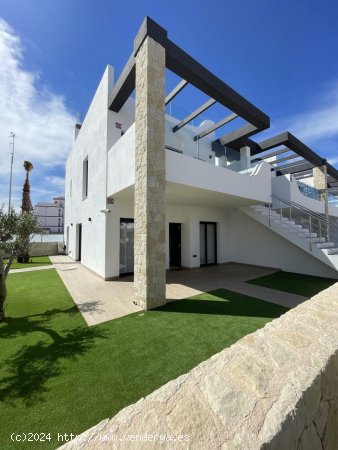 Bungalow en venta en construcción en Orihuela (Alicante)