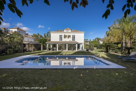  Villa en venta en Marbella (Málaga) 