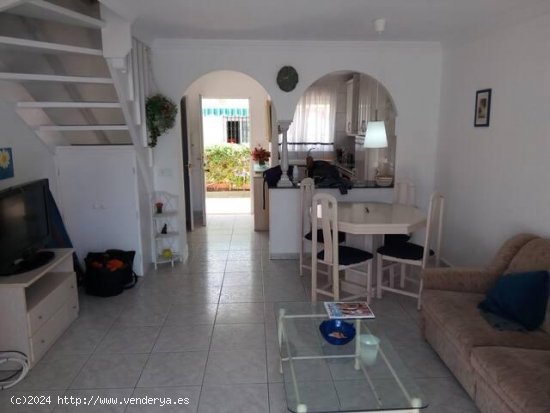  Apartamento en alquiler en Torrox (Málaga) 