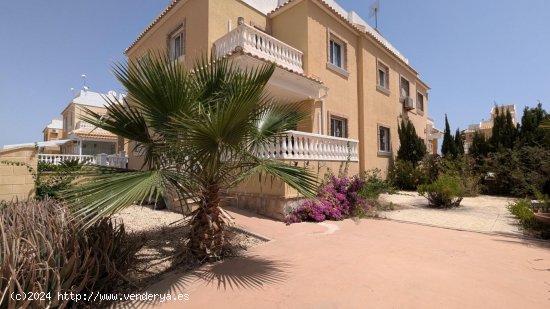 Chalet en venta en Ciudad Quesada (Alicante)