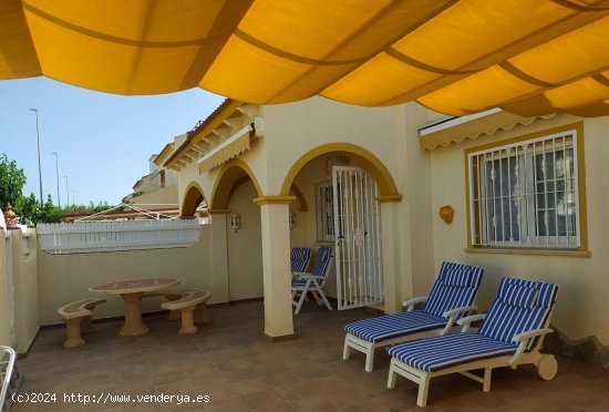  Casa en alquiler en Pilar de la Horadada (Alicante) 