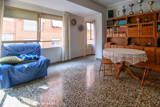 Edificio en venta en Santa Pola (Alicante)