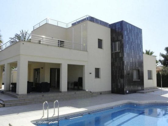 Villa en venta en Orihuela (Alicante)