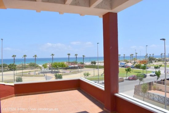 Villa en venta en Pilar de la Horadada (Alicante)