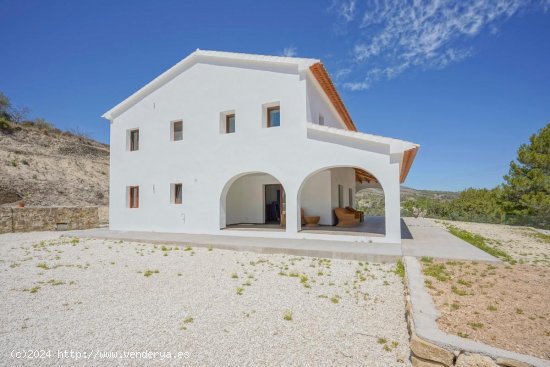 Villa en venta en Benissa (Alicante)