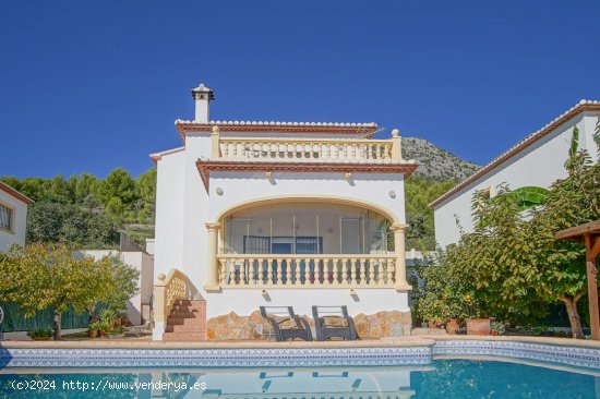 Villa en venta en Sagra (Alicante)