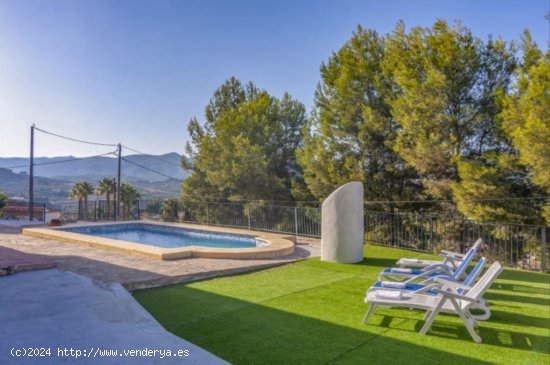 Villa en venta en Calpe (Alicante)