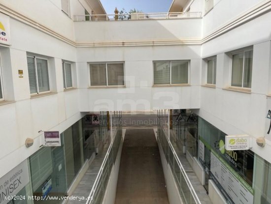 Edificio en venta en Vera (Almería)