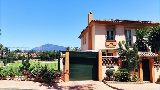  Casa en venta en Marbella (Málaga) 