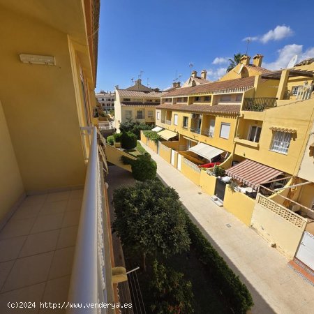  Apartamento en venta en Torrevieja (Alicante) 