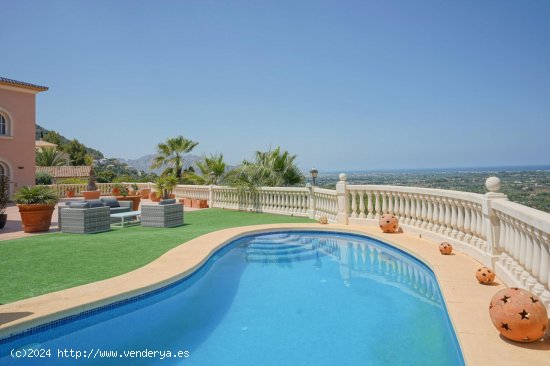 Villa en venta en Pedreguer (Alicante)