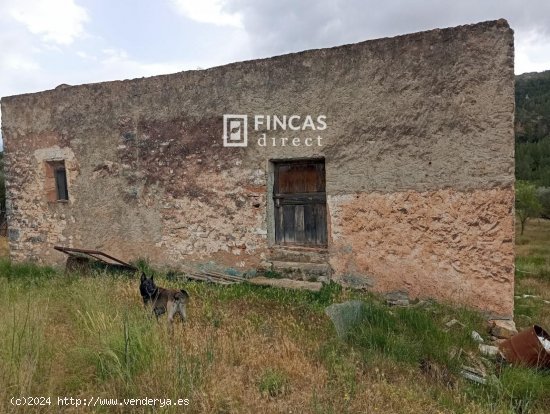 Finca en venta en Alfara de Carles (Tarragona)