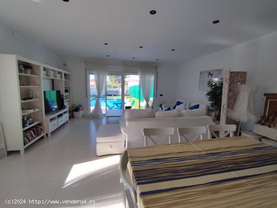 Villa en venta en L Ametlla de Mar (Tarragona)