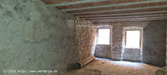 Villa en venta en Sant Sadurní de l Heura (Girona)