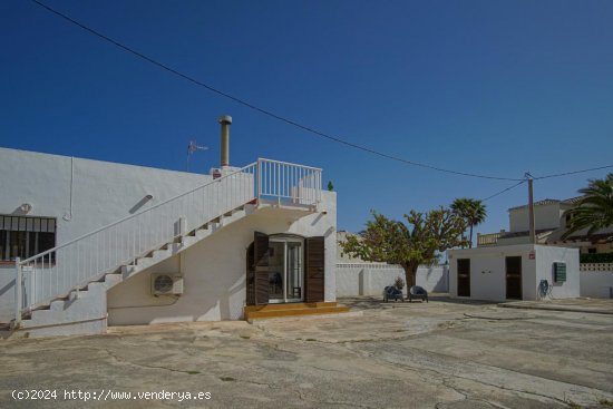 Villa en venta en Dénia (Alicante)