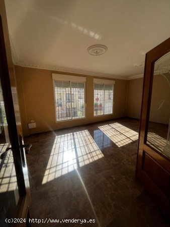  Casa en venta en Vegas del Genil (Granada) 