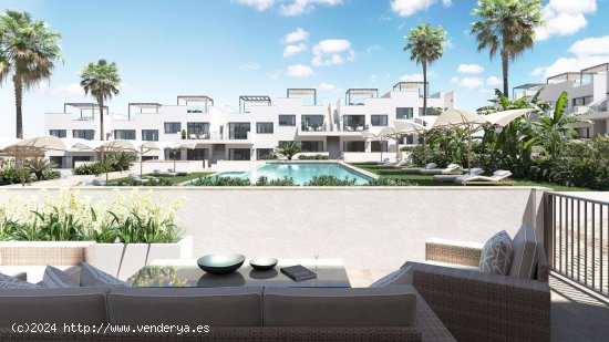 Bungalow en venta a estrenar en Torrevieja (Alicante)