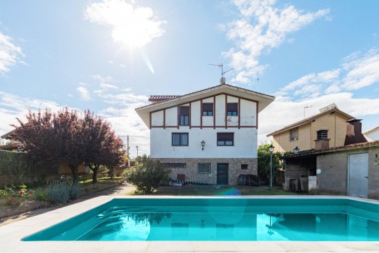  Casa en venta en Alberite (La Rioja) 