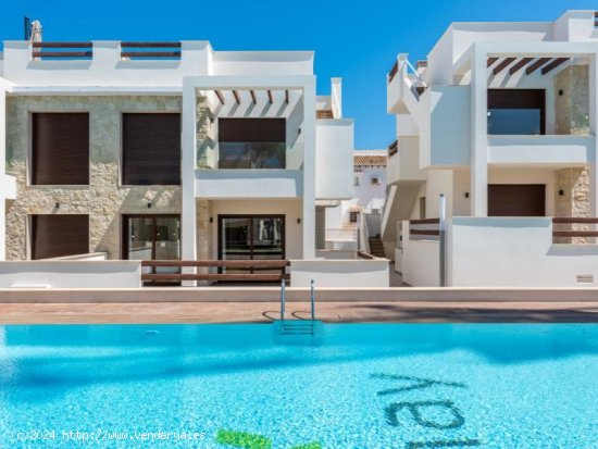  Bungalow en venta a estrenar en Torrevieja (Alicante) 