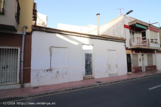  Parcela en venta en Torrevieja (Alicante) 