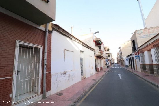 Parcela en venta en Torrevieja (Alicante)