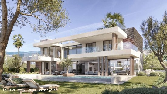  Villa en venta en Estepona (Málaga) 