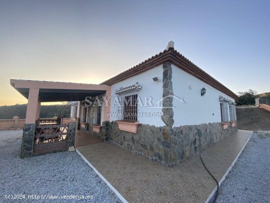 Casa en alquiler en Sayalonga (Málaga)